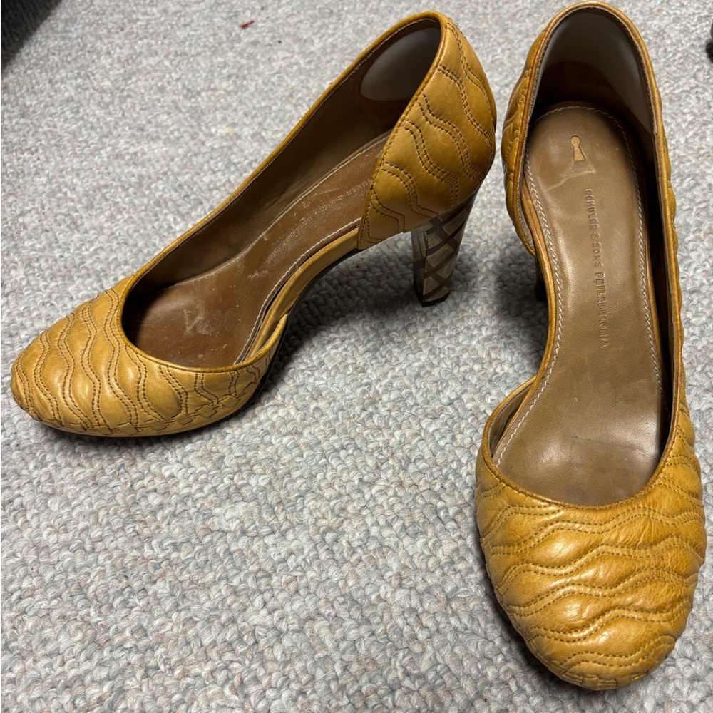 Anthropologie Schuler and Sons unique heels sz 38